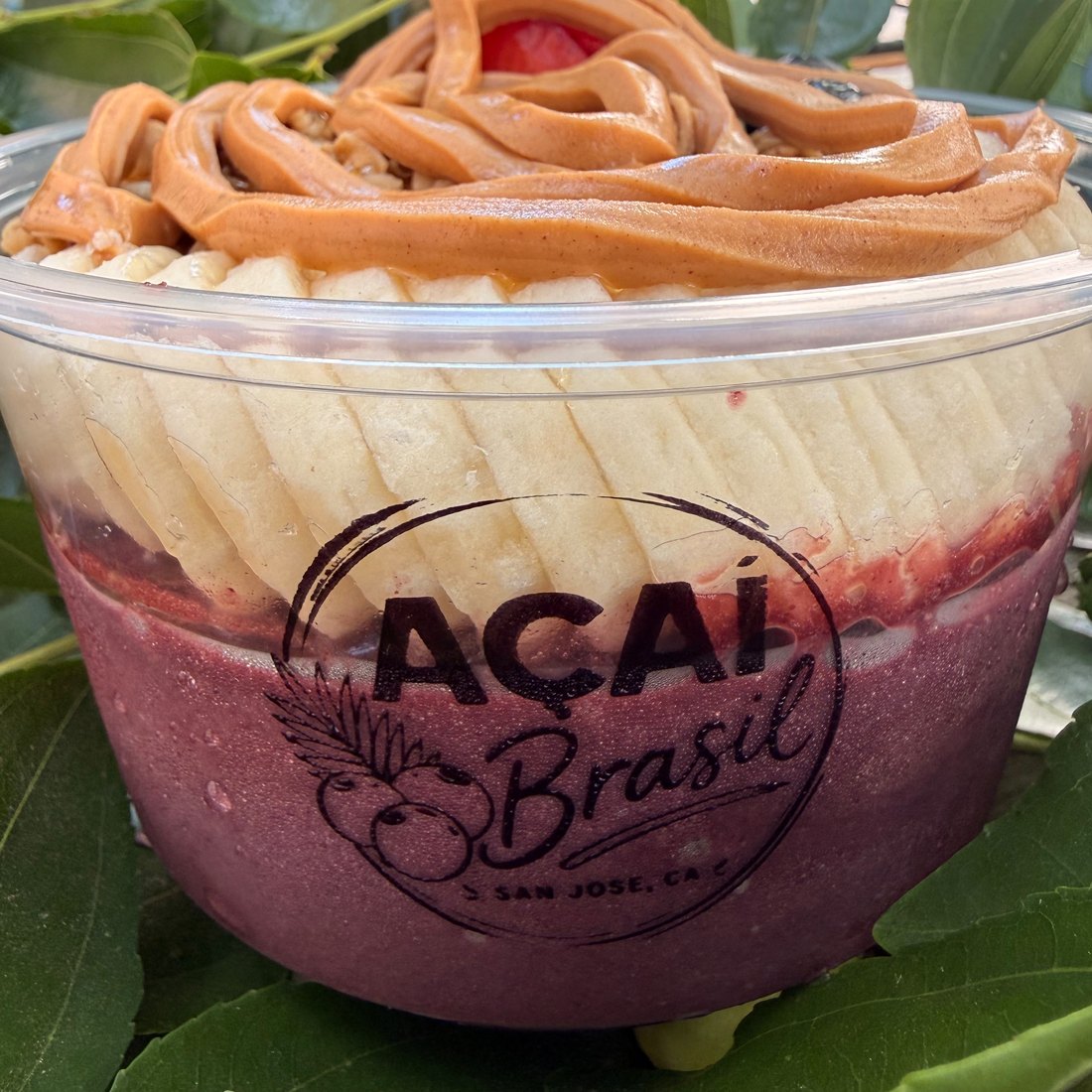 Açaí Brasil SJ bowl topped with peanut butter (contains peanuts)